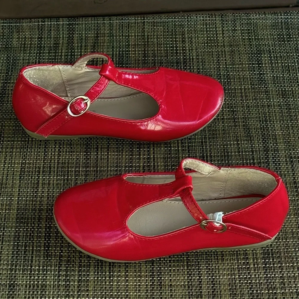 Utopia Red Patent Dress Shoes Toddler Girl’s 10 T-Straps adjustable gold buckles